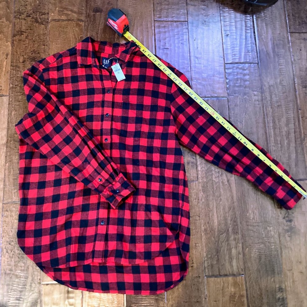 Women's red flannel shirt small (tall) Gap